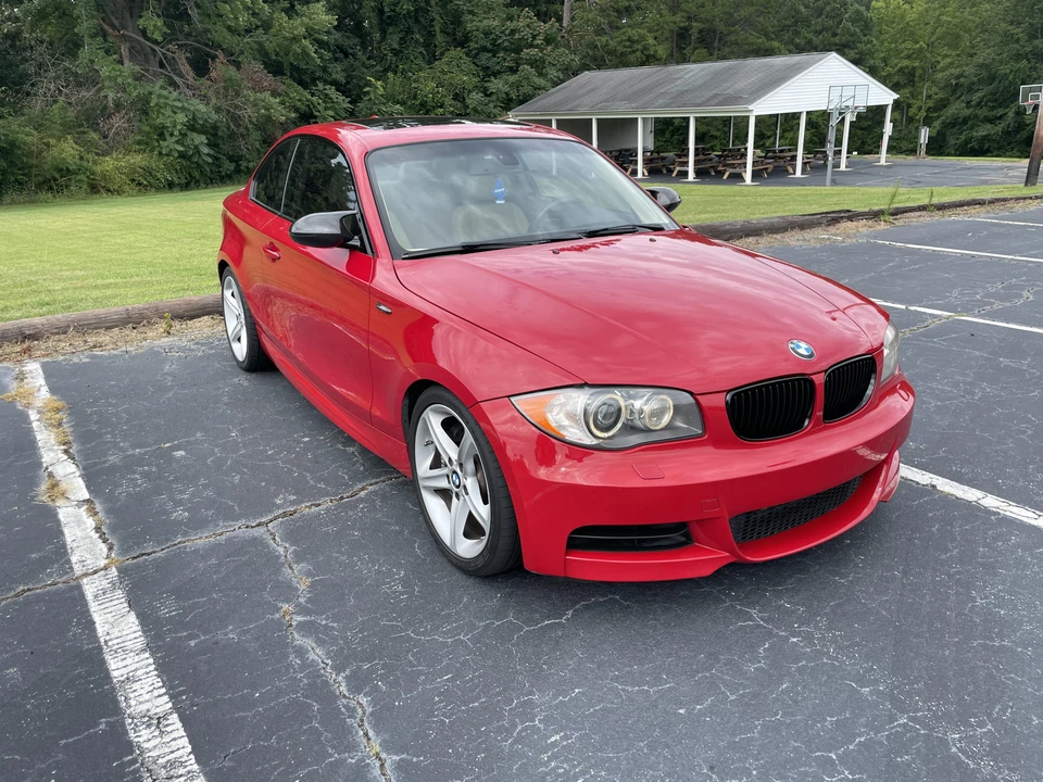 2008 BMW E82 135i & 135is - Image 15 of 31