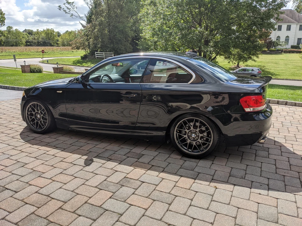 2008 BMW E82 135i & 135is - Image 4 of 31