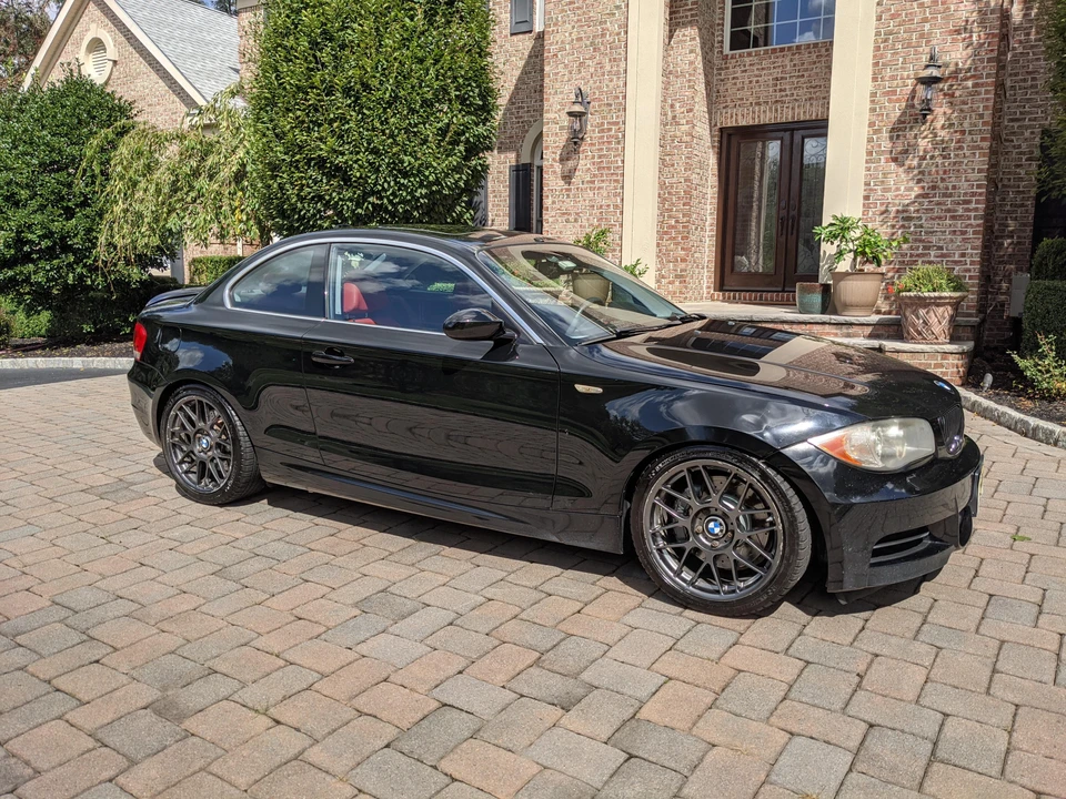 2008 BMW E82 135i & 135is - Image 23 of 31
