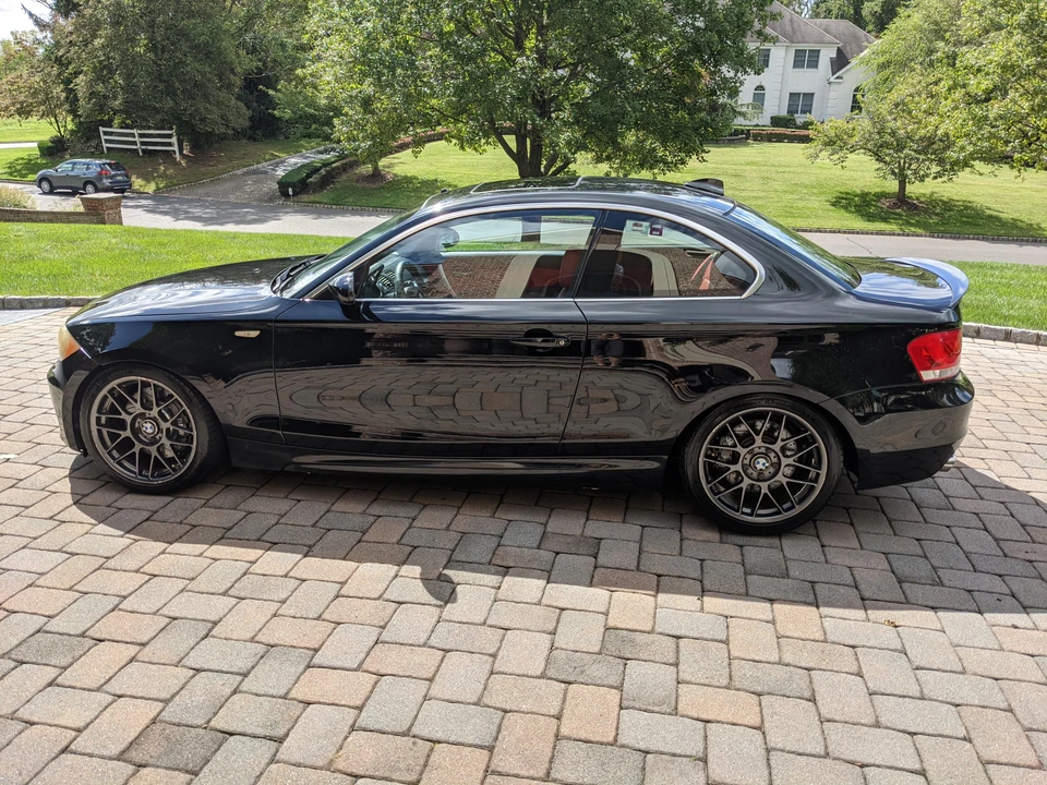 2008 BMW E82 135i & 135is - Image 12 of 31