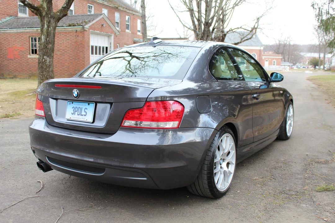2008 BMW E82 135i & 135is - Image 5 of 31