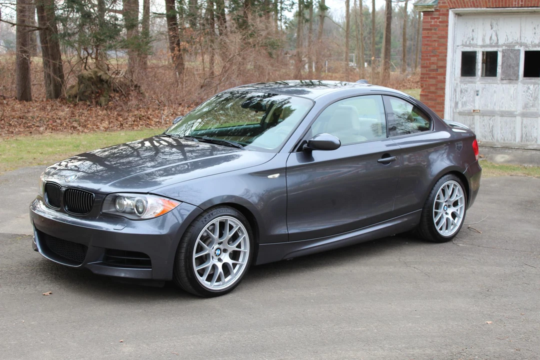 2008 BMW E82 135i & 135is - Image 14 of 31