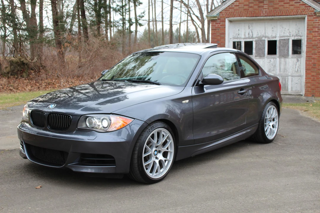 2008 BMW E82 135i & 135is - Image 11 of 31