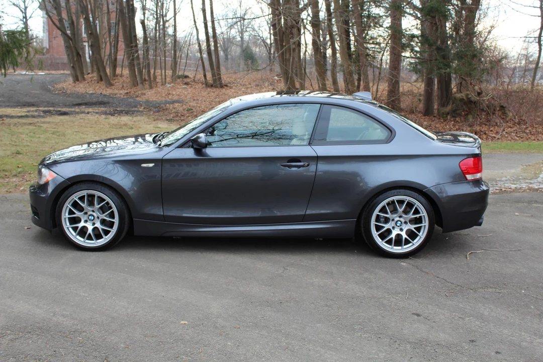 2008 BMW E82 135i & 135is - Image 16 of 31