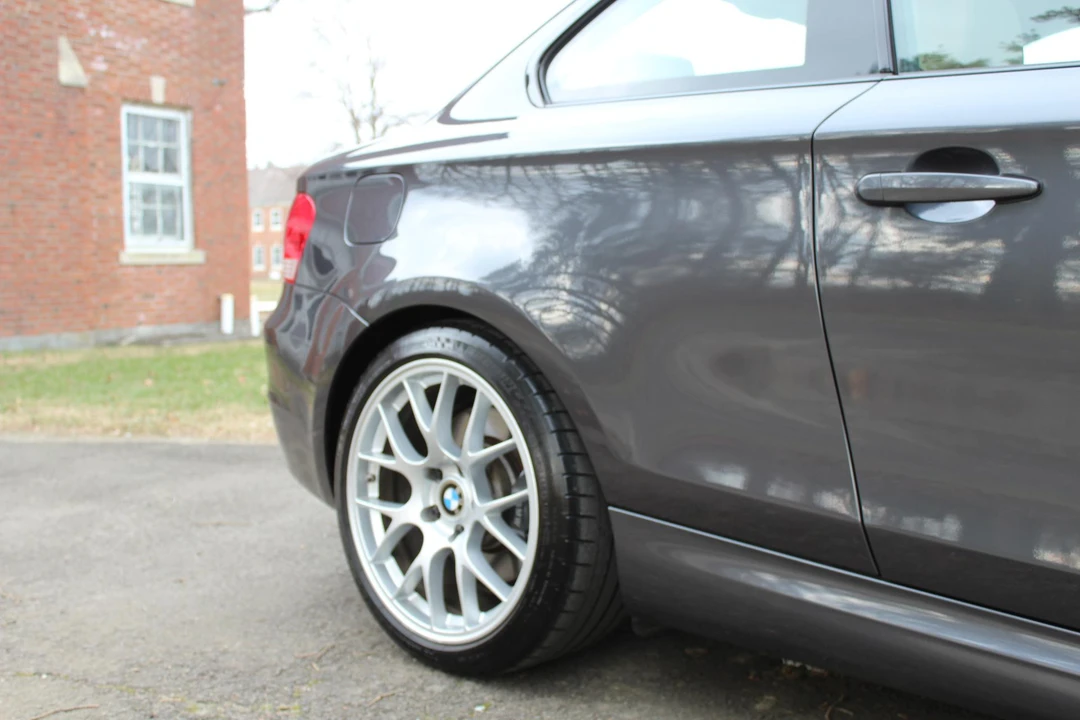 2008 BMW E82 135i & 135is - Image 30 of 31
