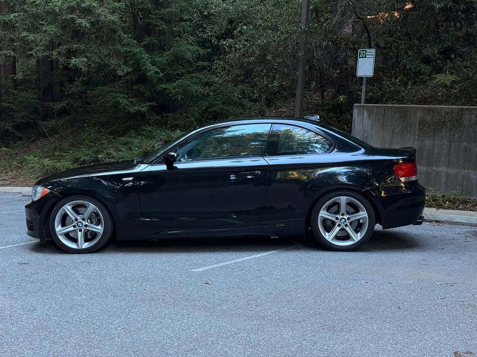 2008 BMW E82 135i & 135is - Image 8 of 31