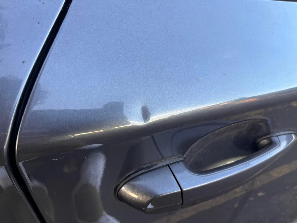 2008 BMW E82 135i & 135is - Image 17 of 31