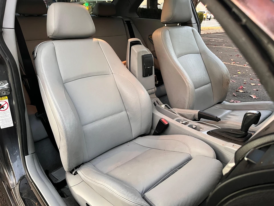 2008 BMW E82 135i & 135is - Image 29 of 31