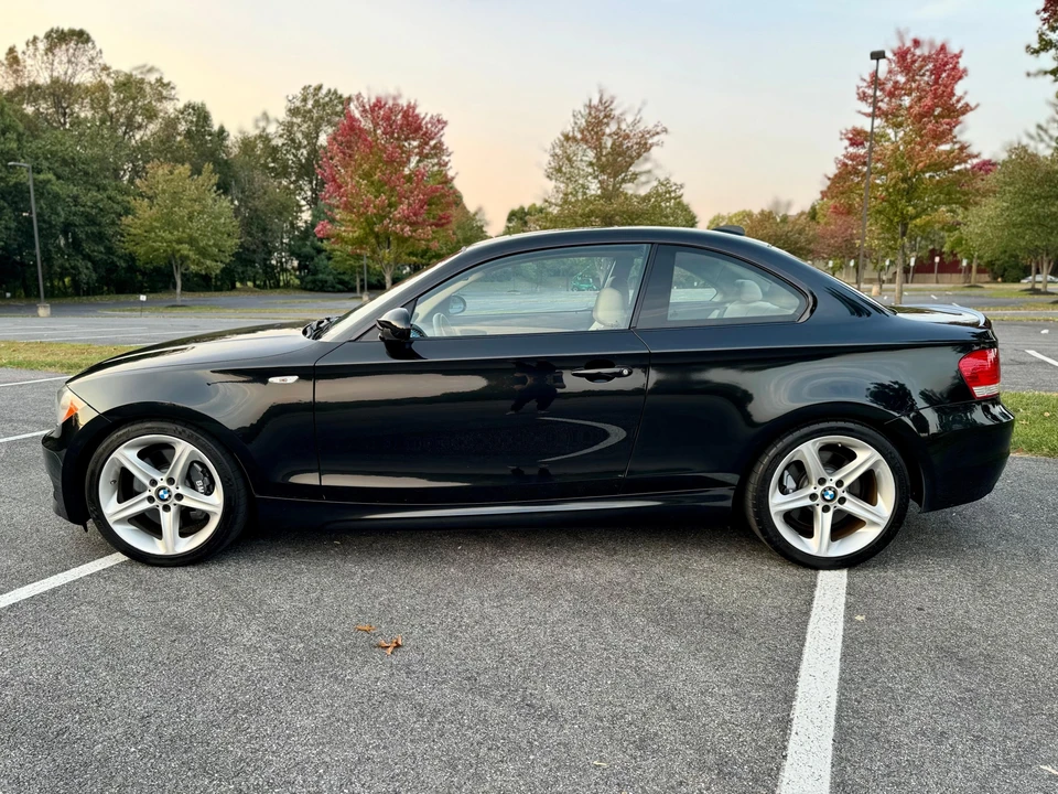 2008 BMW E82 135i & 135is - Image 21 of 31