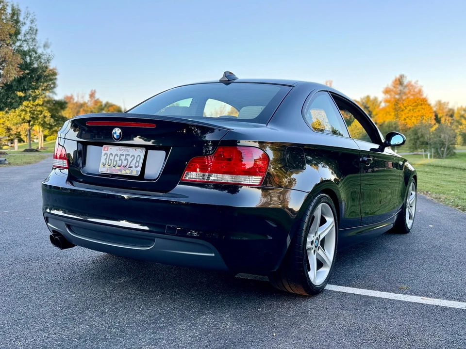 2008 BMW E82 135i & 135is - Image 28 of 31