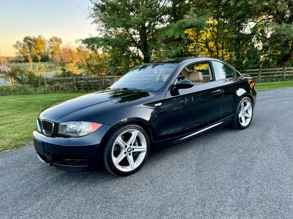 2008 BMW E82 135i & 135is - Image 16 of 31