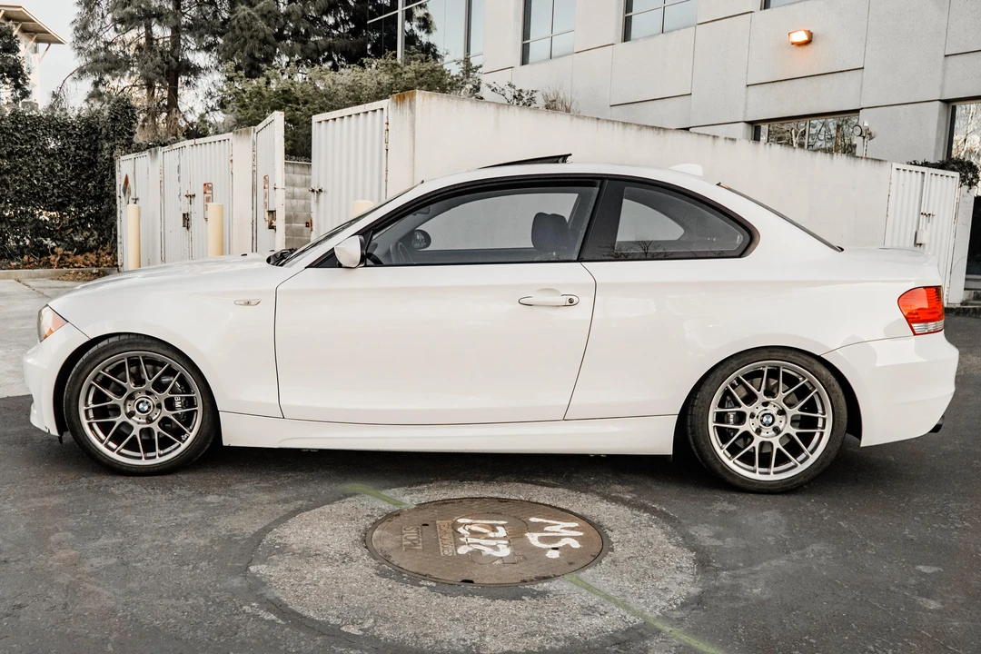 2008 BMW E82 135i & 135is - Image 11 of 24