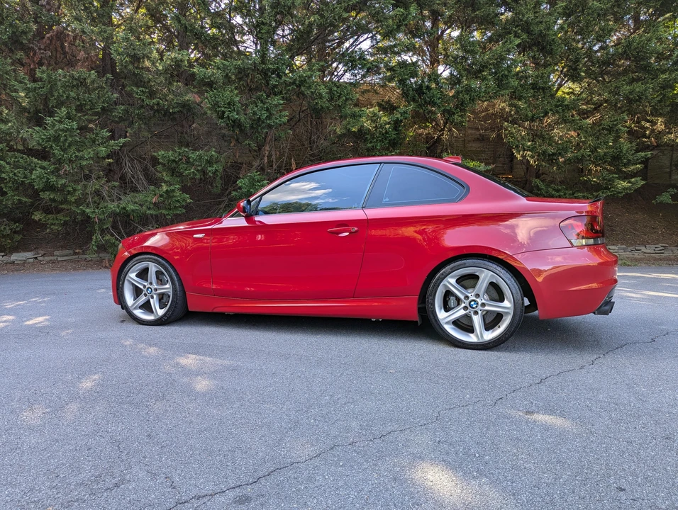 2008 BMW E82 135i & 135is - Image 9 of 31