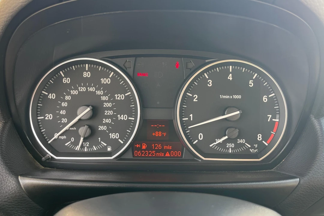 2008 BMW E82 135i & 135is - Image 31 of 31