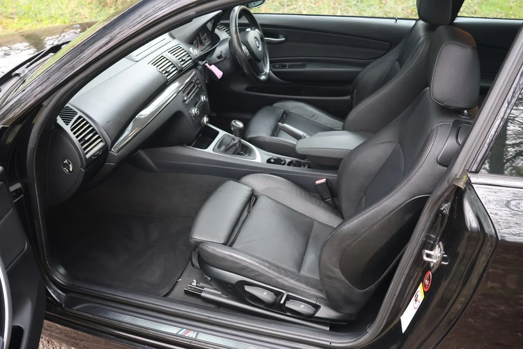 2008 BMW E82 135i & 135is - Image 16 of 30