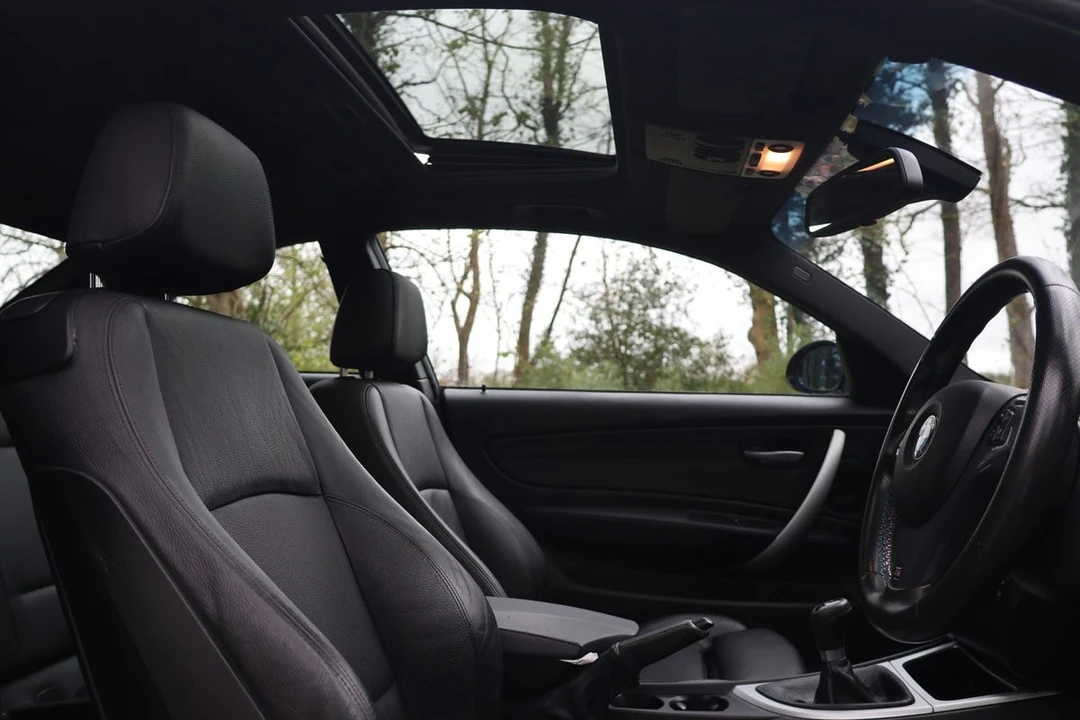 2008 BMW E82 135i & 135is - Image 4 of 30