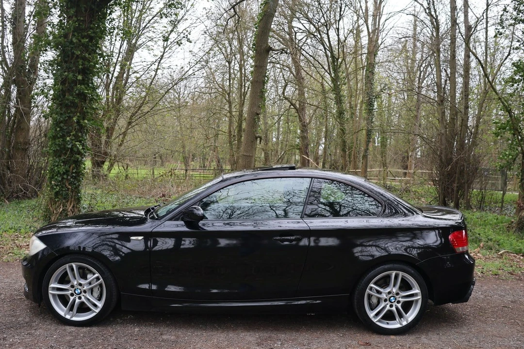 2008 BMW E82 135i & 135is - Image 7 of 30