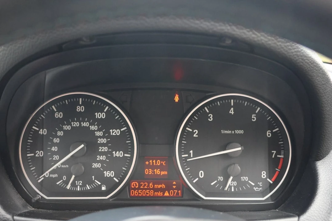 2008 BMW E82 135i & 135is - Image 12 of 30