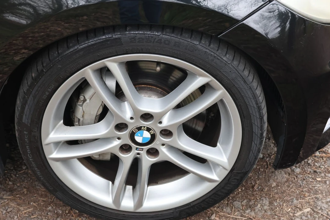 2008 BMW E82 135i & 135is - Image 19 of 30