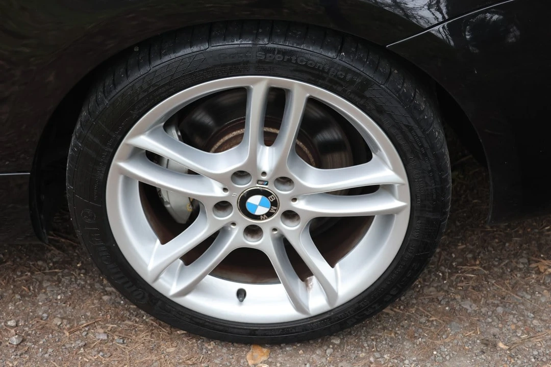 2008 BMW E82 135i & 135is - Image 22 of 30