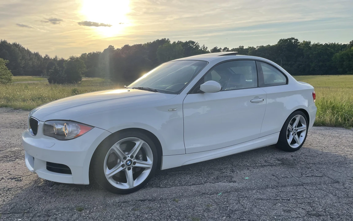 2008 BMW E82 135i & 135is - Image 14 of 31