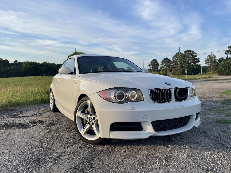 2008 BMW E82 135i & 135is - Image 20 of 31