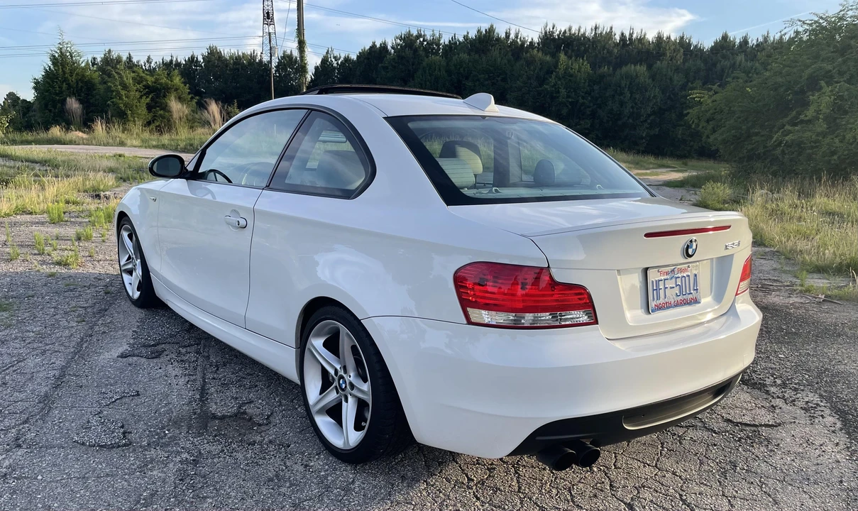 2008 BMW E82 135i & 135is - Image 17 of 31