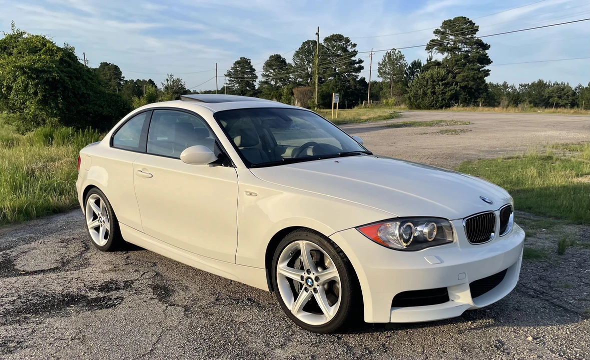 2008 BMW E82 135i & 135is - Image 19 of 31