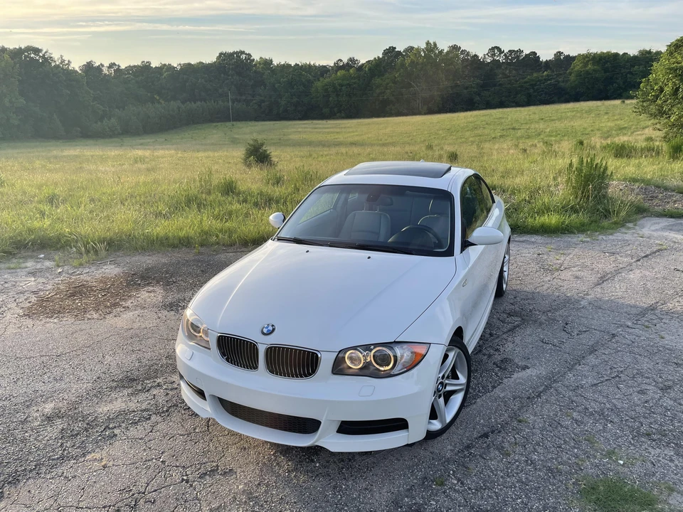 2008 BMW E82 135i & 135is - Image 10 of 31