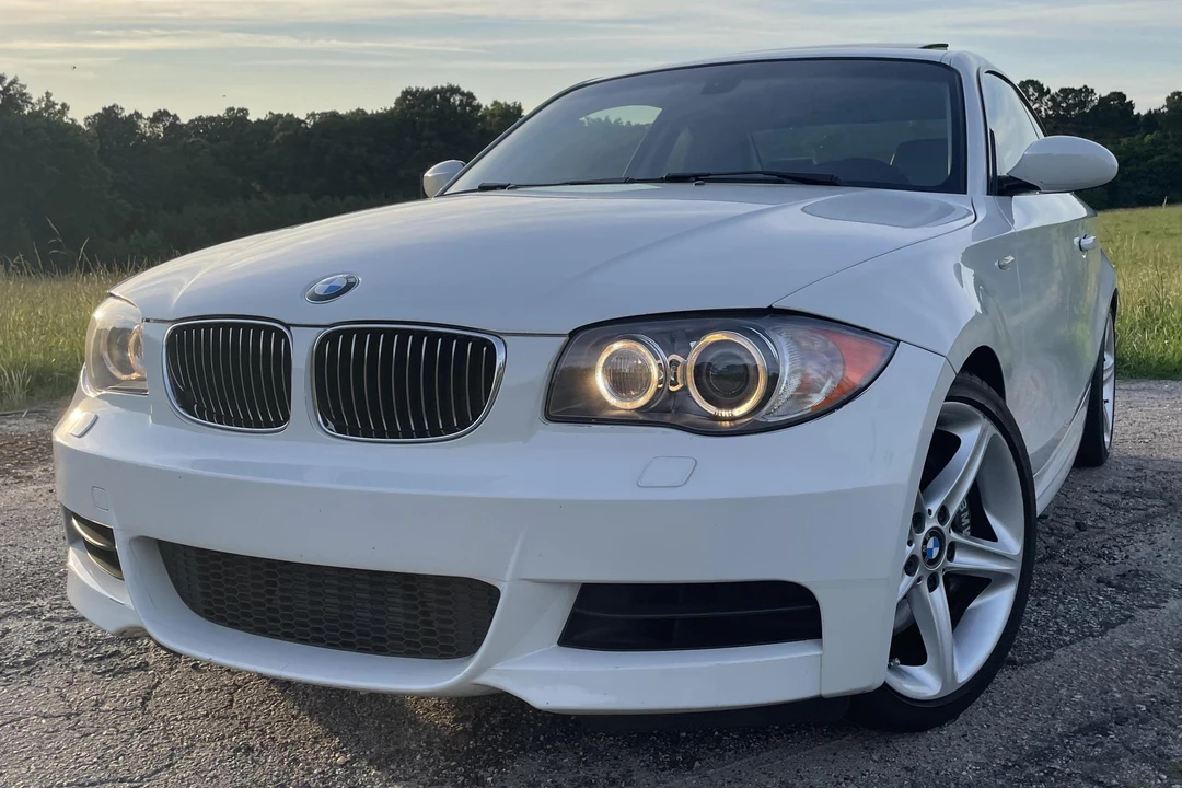 2008 BMW E82 135i & 135is - Image 9 of 31