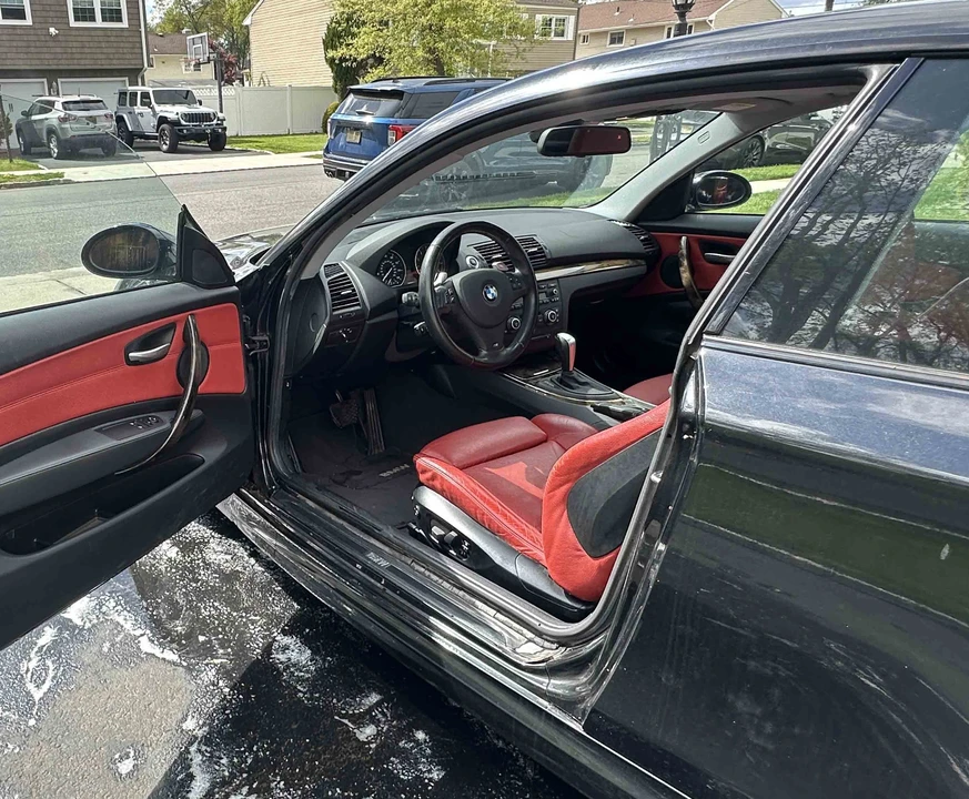 2008 BMW E82 135i & 135is - Image 21 of 31