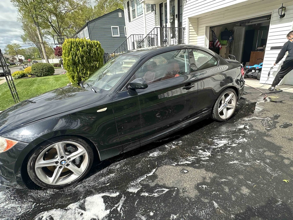 2008 BMW E82 135i & 135is - Image 17 of 31