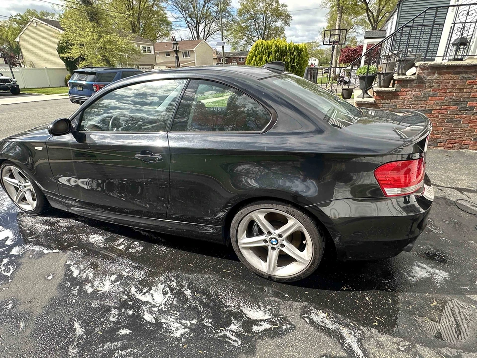 2008 BMW E82 135i & 135is - Image 5 of 31
