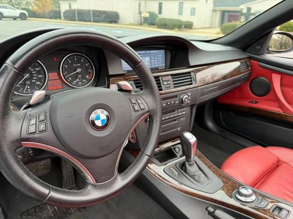 2008 BMW E93 335i Convertible - Image 12 of 17