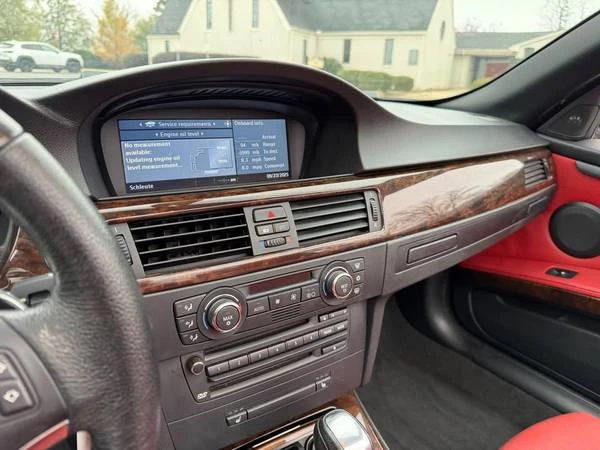 2008 BMW E93 335i Convertible - Image 13 of 17