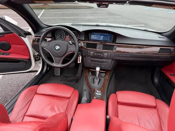 2008 BMW E93 335i Convertible - Image 15 of 17