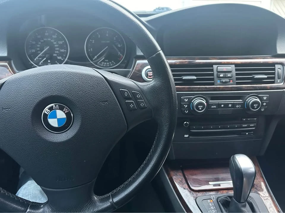 2008 BMW E90 3 Series Sedan - Image 11 of 12