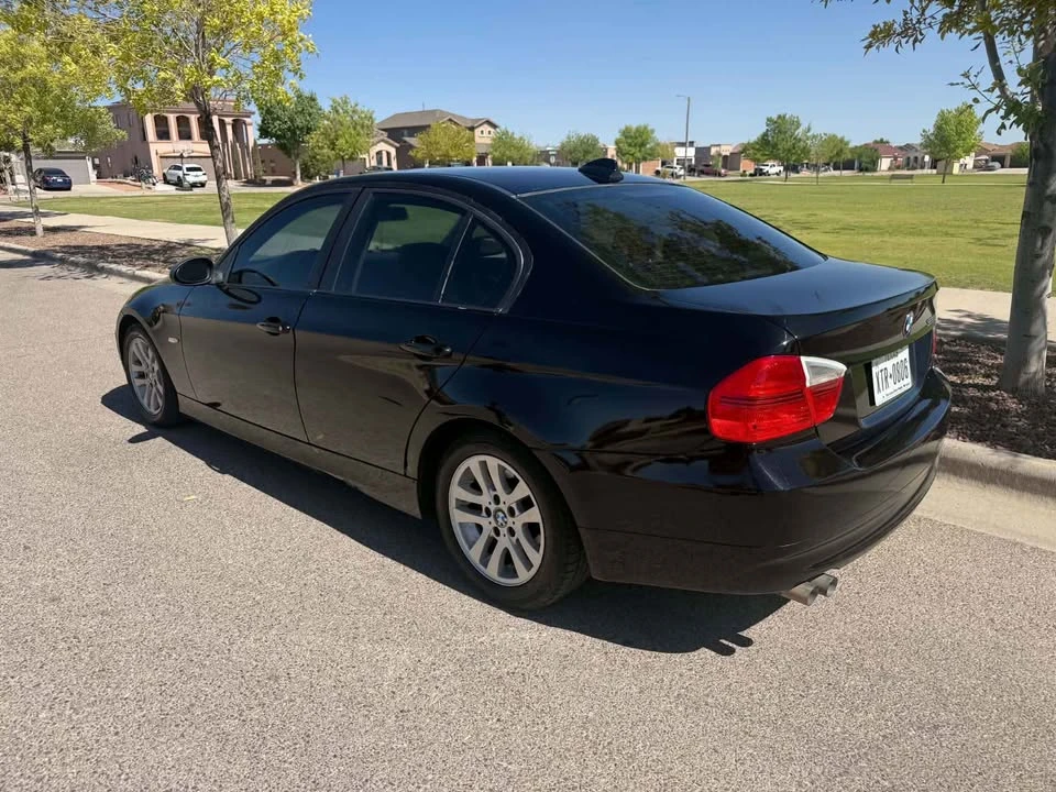 2008 BMW E90 3 Series Sedan - Image 4 of 5