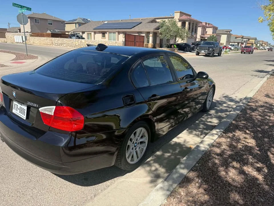 2008 BMW E90 3 Series Sedan - Image 3 of 5
