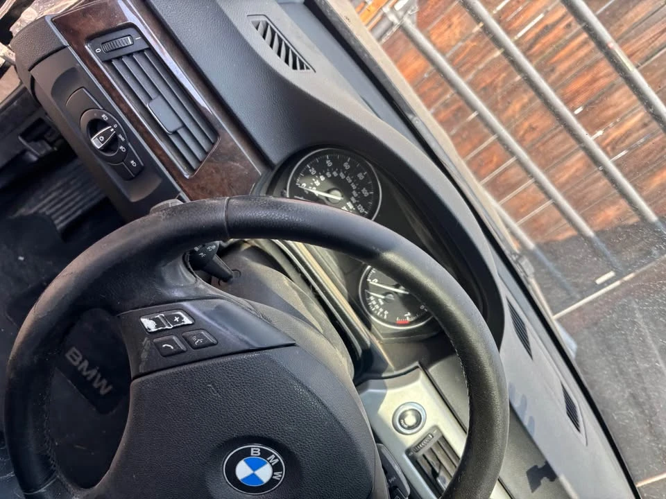 2008 BMW E90 3 Series Sedan - Image 6 of 10