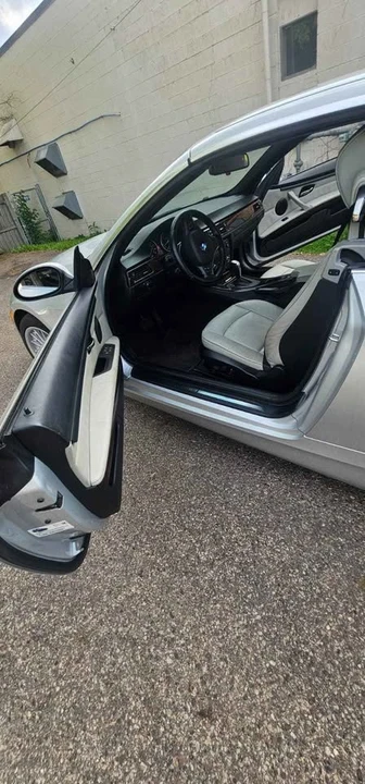 2008 BMW E93 3 Series Convertible - Image 13 of 20