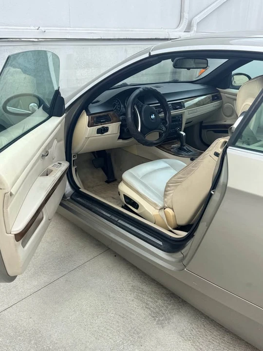 2008 BMW E93 3 Series Convertible - Image 9 of 11