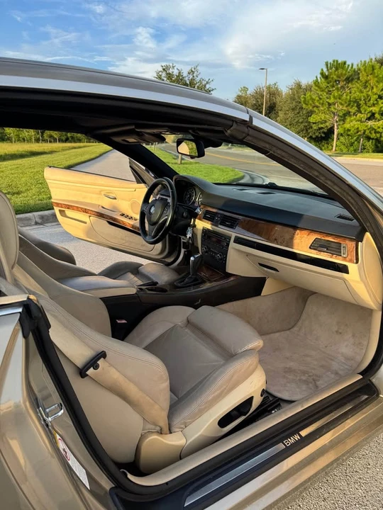 2008 BMW E93 3 Series Convertible - Image 10 of 11