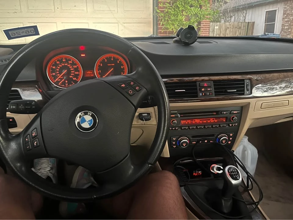 2008 BMW E90 3 Series Sedan - Image 5 of 8