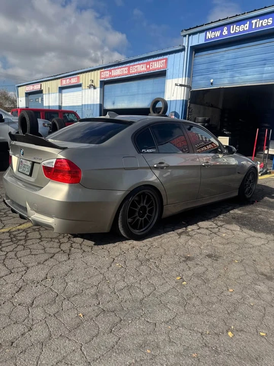 2008 BMW E90 3 Series Sedan - Image 2 of 15