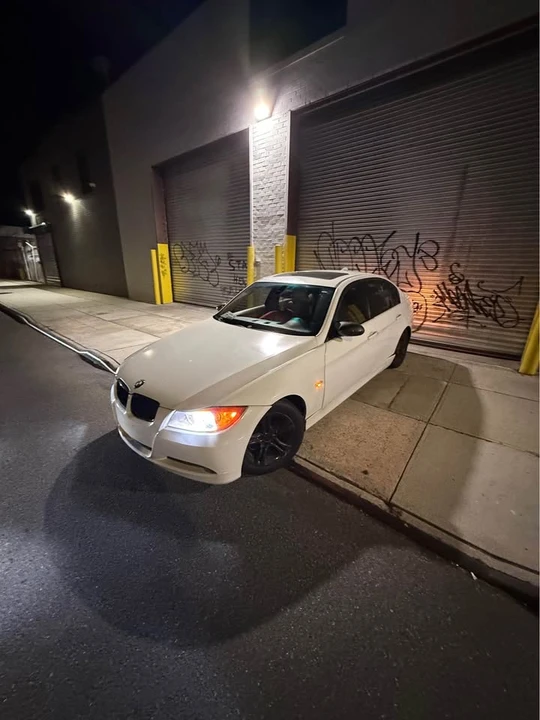 2008 BMW E90 3 Series Sedan - Image 4 of 10