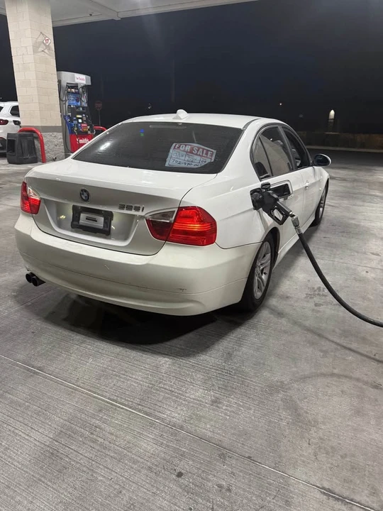 2008 BMW E90 3 Series Sedan - Image 4 of 6
