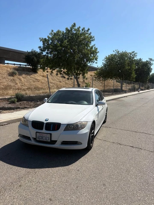 2008 BMW E90 3 Series Sedan - Image 5 of 19