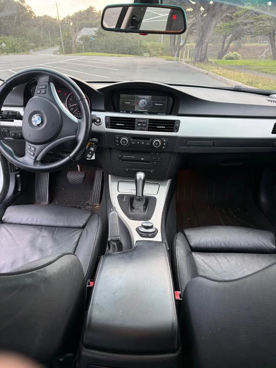 2008 BMW E90 3 Series Sedan - Image 17 of 20