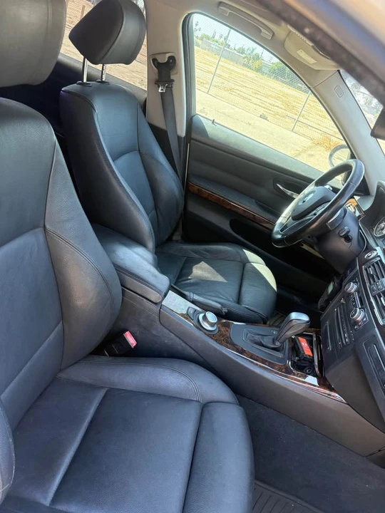 2008 BMW E90 3 Series Sedan - Image 9 of 19